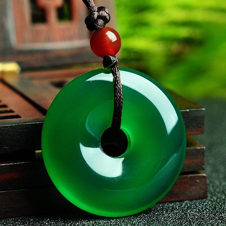 Collier avec disque en jade vert - Karma et Moi
